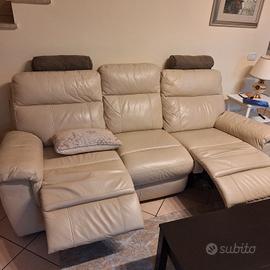 coppia di divani in pelle