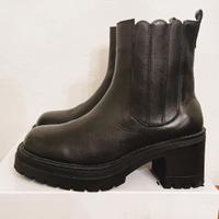Stivaletti "Beatles" pelle nera CAFÉ NOIR n. 38