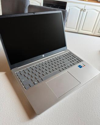 Laptop HP 15 16GB RAM SSD 500