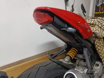 termignoni+portatarga Monster 1100evo