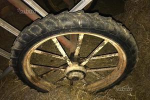 Ranghinatore-voltafieno trainato Ausonia