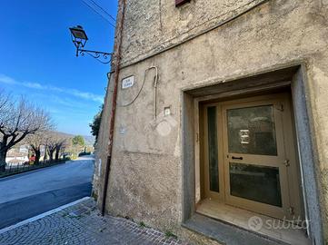 MULTILOCALE A MONTECASTRILLI