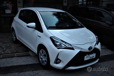 Toyota Yaris 1.5 Hybrid 5 porte Business