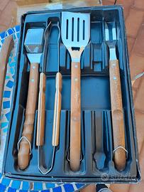 Strumenti per barbecue