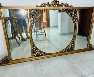 Specchiera Classica con Cornice Dorata