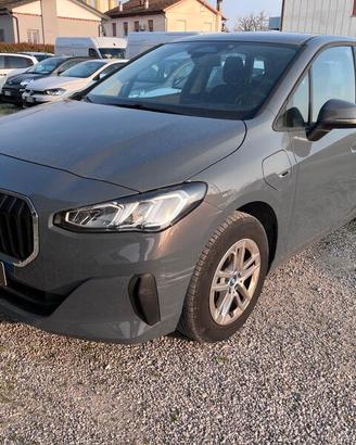 BMW Serie 2 A.T. (U06) 225e xDrive Active Tour...