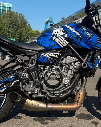 Yamaha MT-07 35kw scarico Akrapovic