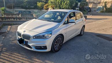 BMW Serie 2 Active Tourer Luxury 216d