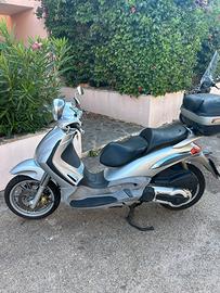 Beverly 500