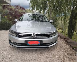 VOLKSWAGEN Passat 2.0 - 4motion