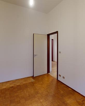 Trilocale ai piani di Bolzano con cantina