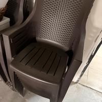 Sedie ferro e sedie plastica