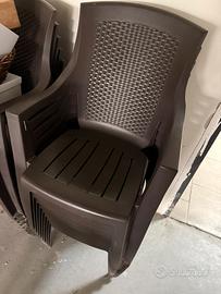 Sedie ferro e sedie plastica