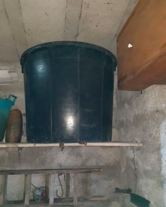 Recipiente abbeveratoio 250-300 litri
