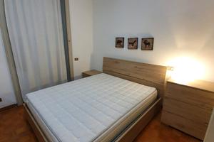 Stanze a monza, una con bagno privat0
