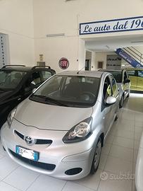 Toyota Aygo 1.0 Now con 100.000km full