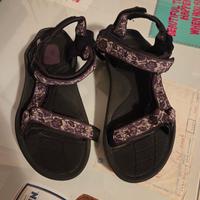 TEVA SANDALO TREKKING TG 39 NUOVO