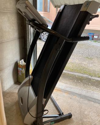 Tapis roulant fino 16 km/h T306 Pro solo ritiro