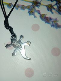 collana con ciondolo geco 