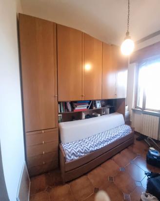 Armadio con letto a incastro