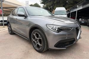 Alfa Romeo Stelvio 2.2 Turbodiesel 160 CV AT8 RWD 