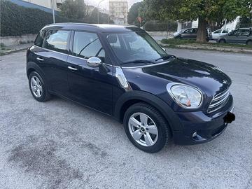 MINI Countryman 2.0 Diesel Automatica - 105.000 km