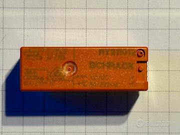 Relè 12Vdc 250V 8A - 20 pz.