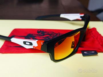 Occhiali da sole Oakley Jupiter Squared 9135-15 Po