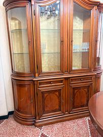 Sala completa in stile classico