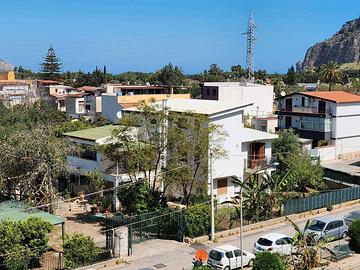 Villa unifamiliare o bifamilaire