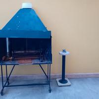 Barbecue con camino mobile