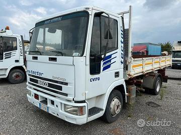Iveco eurocargo 75e17 Tector ribaltabile Trilatera