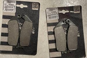 Coppia pastiglie freno anteriore 716SM1