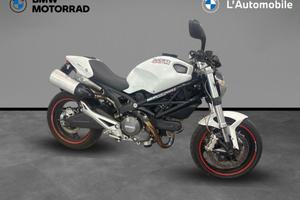 DUCATI Monster 696 +