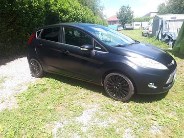 Ford Fiesta 1.2 5 porte neopatentati