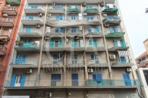 Via CESARE BATTISTI - BUONE CONDIZIONI MANUTENTIVE