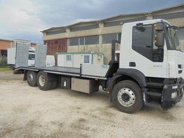 Iveco Stralis 330 cv, E5 6X2 pianale a carellone