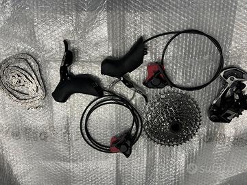 Gruppo NUOVO Sram Apex  senza guarnitura