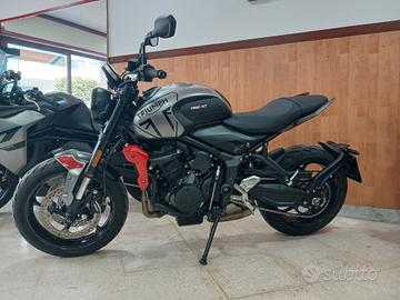 TRIUMPH TRIDENT 660