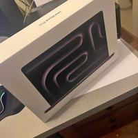 MacBook Pro M5 1TB FATTURA UNIEURO