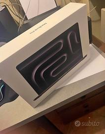 MacBook Pro M5 1TB FATTURA UNIEURO
