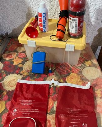 Attrezzatura varia per barca