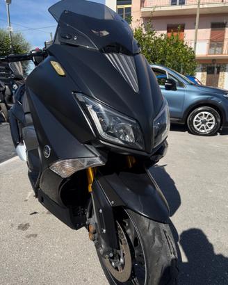 Yamaha TMAX 530 Iron Max