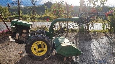 Motocoltivatore Ferrari con fresa