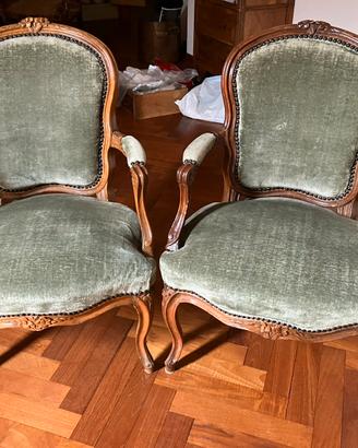 Due poltroncine verde acqua