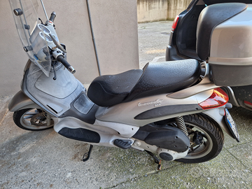 Piaggio Beverly 200 anno 2002 km 22.300