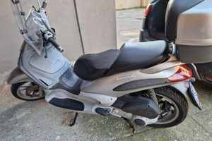 Piaggio Beverly 200 anno 2002 km 22.300