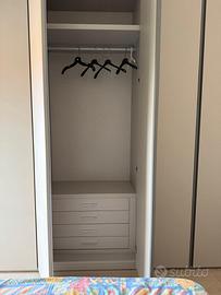 ARMADIO  6 ANTE CHATEAU D'AX MAI UTILIZZATO