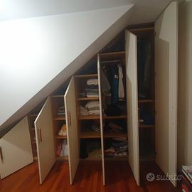 Armadio per mansarda o sottoscale