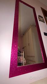 SPECCHIO GRANDE CON CORNICE FUCSIA GLITTER